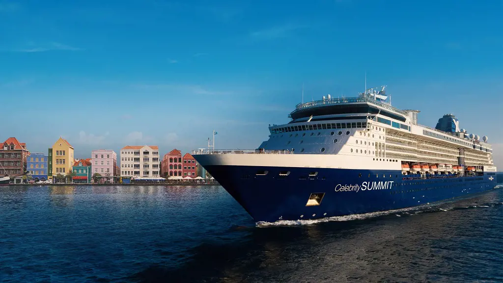 Celebrity Summit can accommodate up to  2218 passengers.