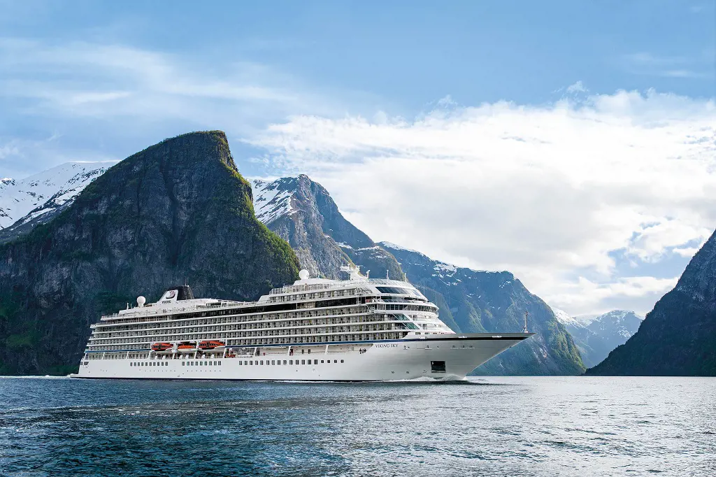 Viking Star has 17 knots speed which mean 31 kilometers per hour