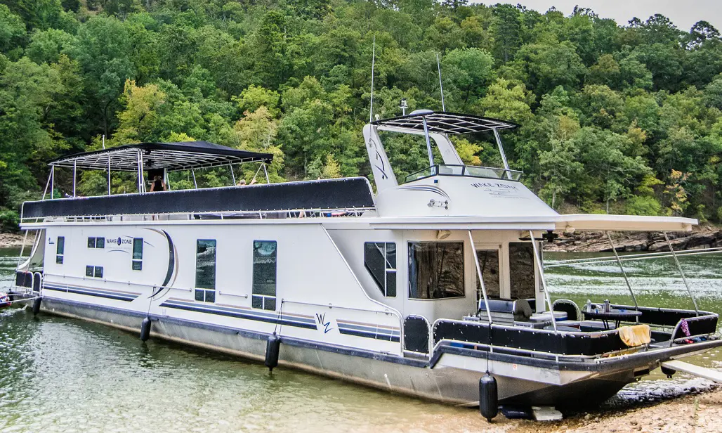 Luxury houseboats are popular for honeymoon.