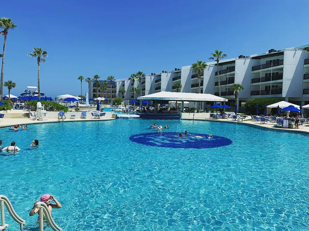 Port Royal Ocean Resort has a much larger swimming pool to accommodate all the guests.