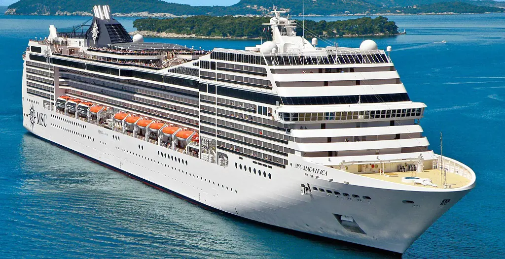 MSC Magnifica can accommodate 2516 passengers through its 13 decks